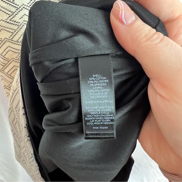 Express Cream and Black Lace Up Back Dress, size Large - Picture 3 of 8